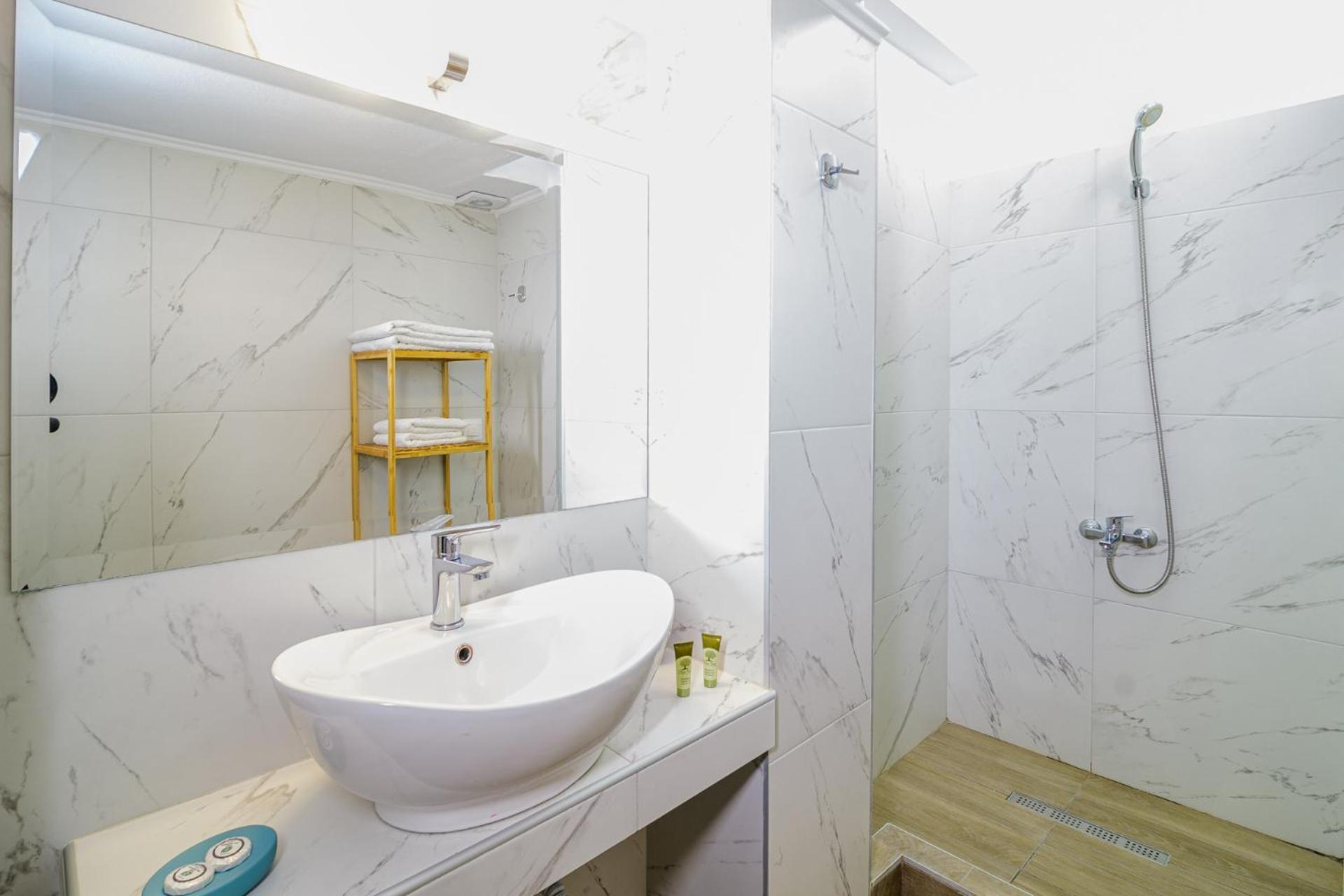 Eternal Suites Edessa Exterior photo